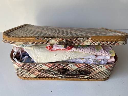Valise carton lot - +,