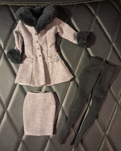 Barbie suits fine 1999 - suits,