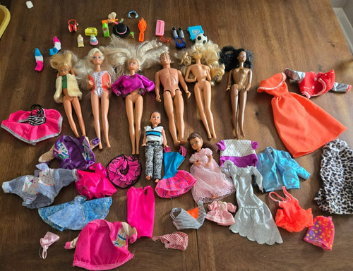 Lotto bambole barbie - lotto,