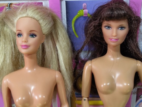 Barbie used lot flawed - used,