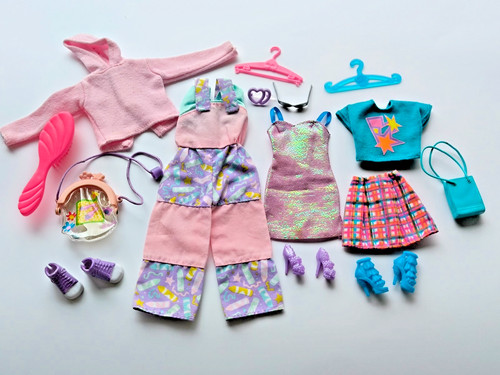Barbie lot vêtements - lot,