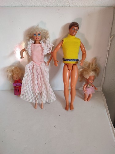 Lotto poppe barbie - poppe, famiglia